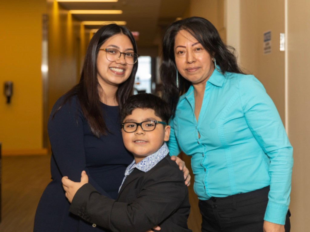 Maria with her son and mother 